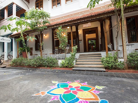 Maison Perumal Top